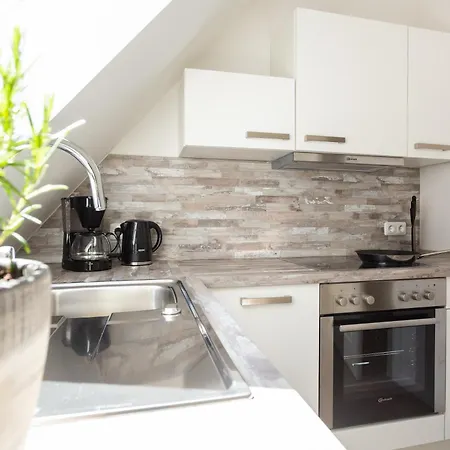 Urlaub Auf Dem Lande - Ferien-apartment Sued-west 아파트 *